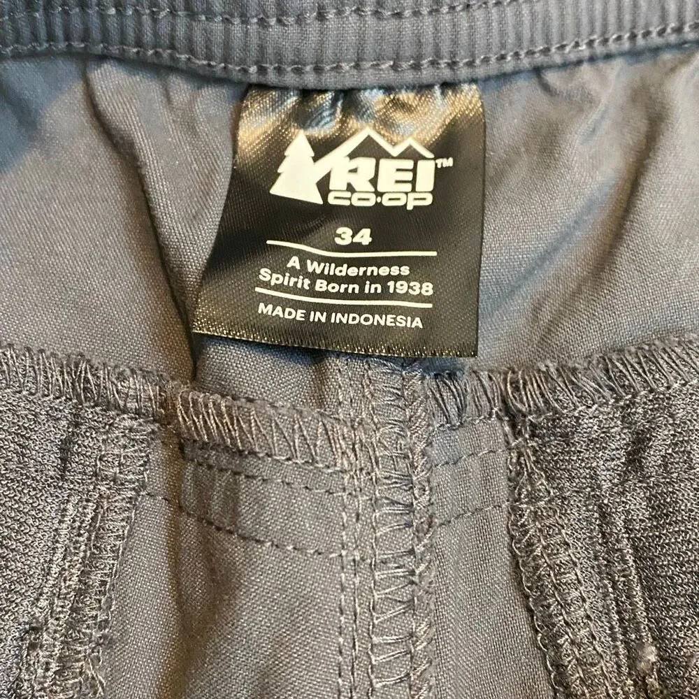 NWT REI Sahara Cargo Shorts - Men's - Asphalt (grey)